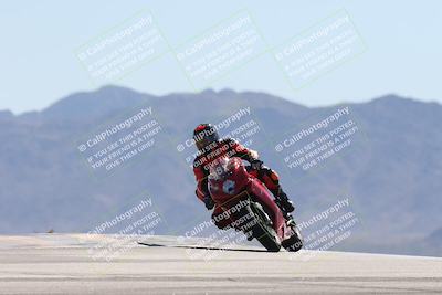 media/Oct-13-2025-Moto Forza (Mon) [[a66d839500]]/3-B Group/Session 4 (Turn 9)/